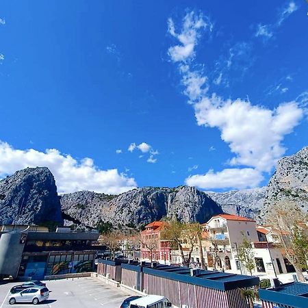 Apartment Glavaric Omis Exterior photo