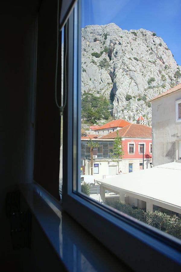 Apartment Glavaric Omis Exterior photo