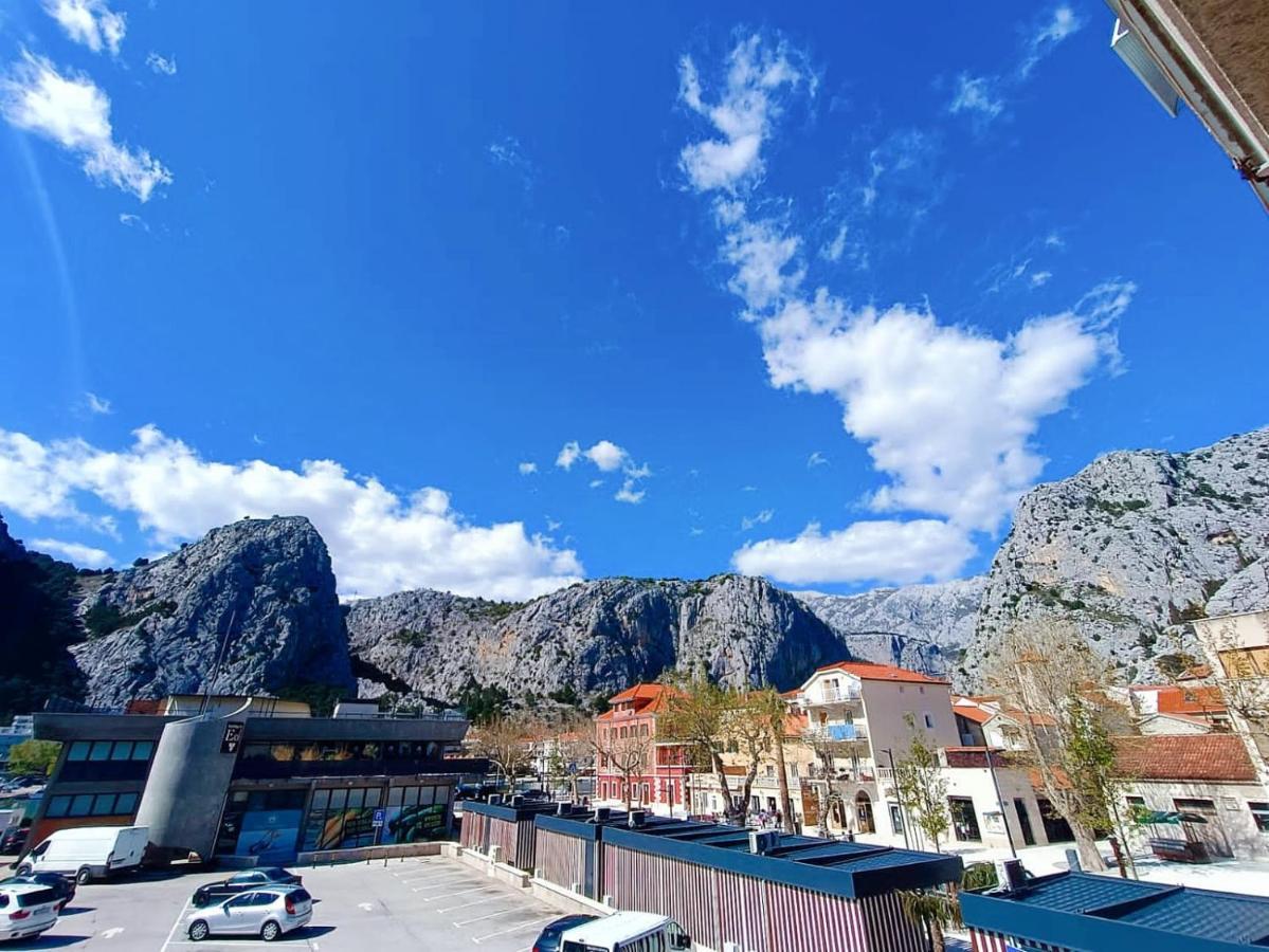 Apartment Glavaric Omis Exterior photo