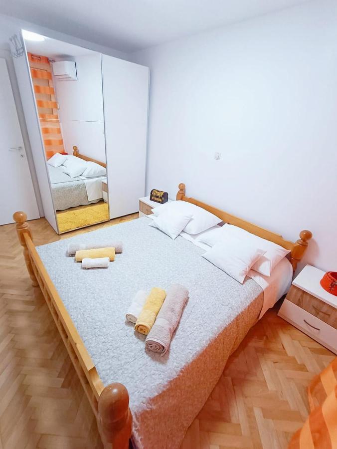 Apartment Glavaric Omis Exterior photo